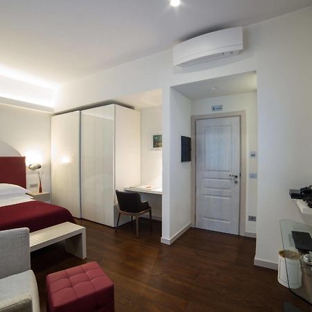Town House Morgana Bed & Breakfast เรจโจ ดี คาลาเบีย ภายนอก รูปภาพ