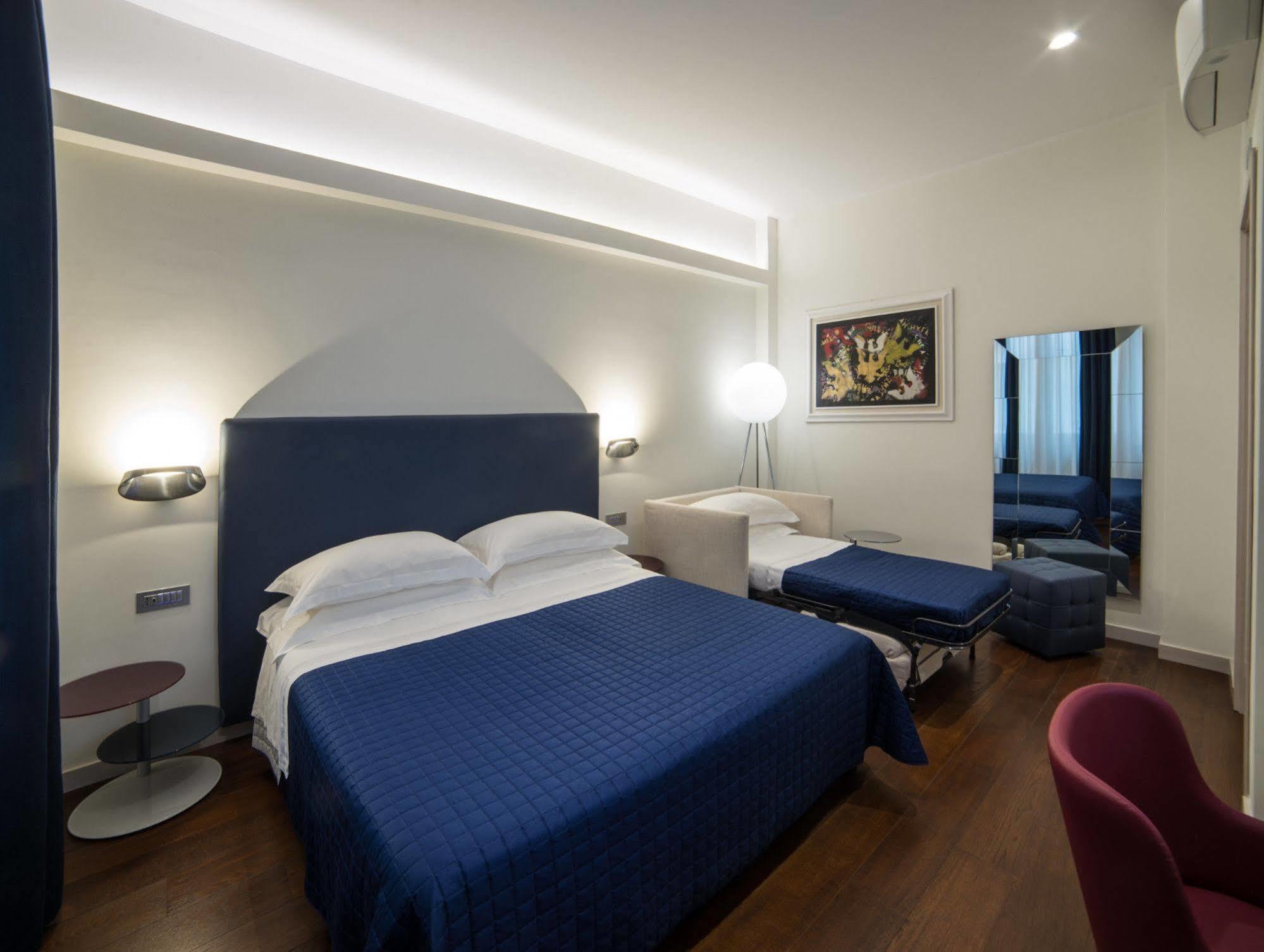Town House Morgana Bed & Breakfast เรจโจ ดี คาลาเบีย ภายนอก รูปภาพ